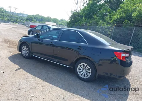 2012 Toyota Camry Le z USA, uszkodzony, nr VIN 4T1BF1FK7CU097535